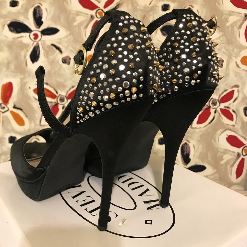 Steve Madden Pumps
